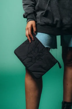 Sale Karo Kauer Clutch Logo