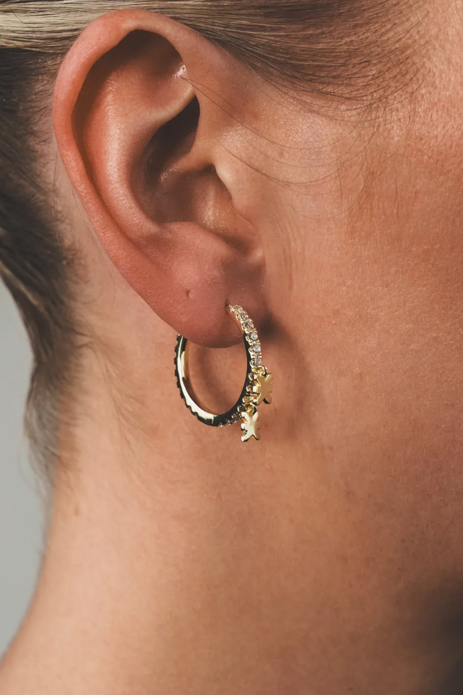 Hot Karo Kauer Creole Sparkle Mini Logos Gold